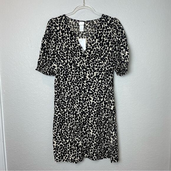 BNWT! H&M Leopard Print V-Neck Mini Button-up Dress w/ Puffy Sleeve Size M - Picture 1 of 10